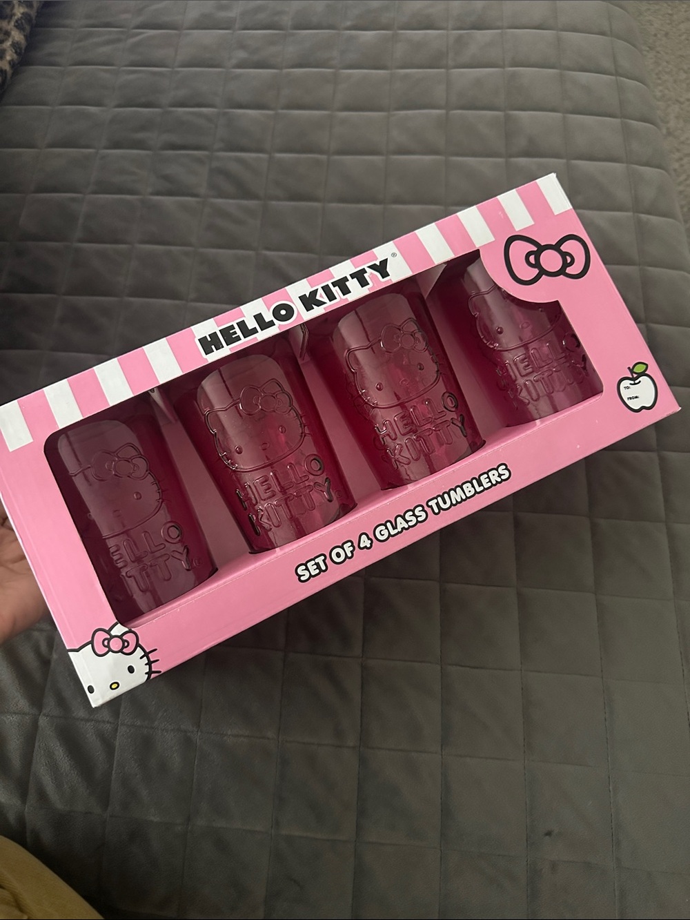 NEW 4 Hello Kitty Pink Embossed Tossed Faces Drinking Glass Tumbler Set NIB